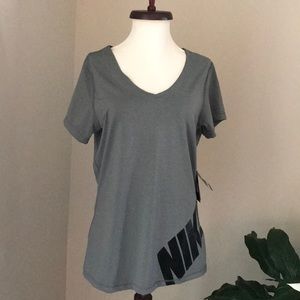 NWT Women’s Nike Pro Dri-Fit Tee